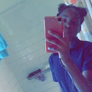 Meet your Posher, Micaila